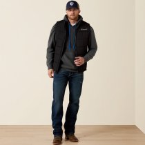 Men’s outerwear from Ariat, Cinch & Outback Trading — softshell jackets, vests & winter coats.