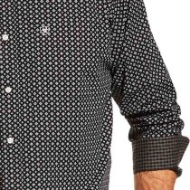 Ariat Men's Wrinkle Free Button Down Shirt Cleverly M