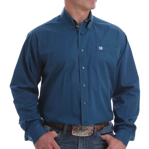 Men’s clothing from Ariat and Cinch – jeans, shirts, outerwear, and casual styles from Tack Room Inc.
