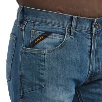 Men’s clothing from Ariat and Cinch – jeans, shirts, outerwear, and casual styles from Tack Room Inc.