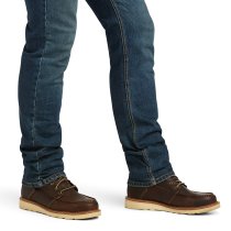 Men’s clothing from Ariat and Cinch – jeans, shirts, outerwear, and casual styles from Tack Room Inc.