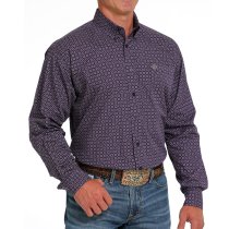 Men’s clothing from Ariat and Cinch – jeans, shirts, outerwear, and casual styles from Tack Room Inc.
