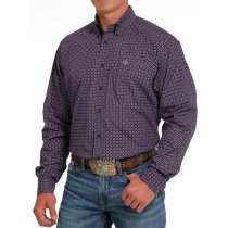 Men’s clothing from Ariat and Cinch – jeans, shirts, outerwear, and casual styles from Tack Room Inc.