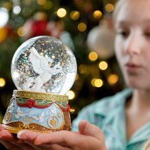 Breyer Holiday Flight Musical Snow Globe 2023