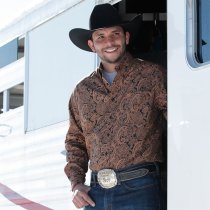 Men’s clothing from Ariat and Cinch – jeans, shirts, outerwear, and casual styles from Tack Room Inc.