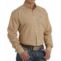 Men’s clothing from Ariat and Cinch – jeans, shirts, outerwear, and casual styles from Tack Room Inc.