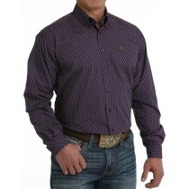 Men’s clothing from Ariat and Cinch – jeans, shirts, outerwear, and casual styles from Tack Room Inc.