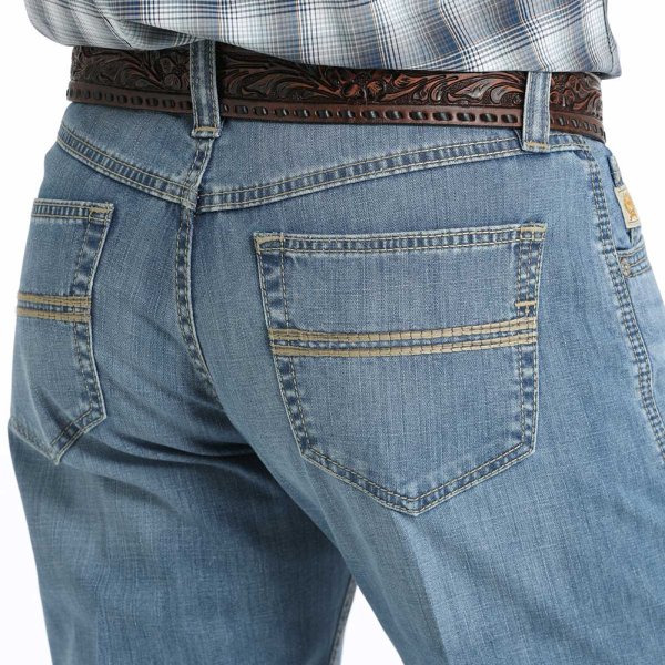 Men’s clothing from Ariat and Cinch – jeans, shirts, outerwear, and casual styles from Tack Room Inc.