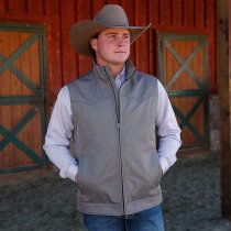 Men’s outerwear from Ariat, Cinch & Outback Trading — softshell jackets, vests & winter coats.