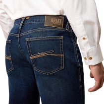 Men’s clothing from Ariat and Cinch – jeans, shirts, outerwear, and casual styles from Tack Room Inc.