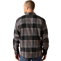 Men’s clothing from Ariat and Cinch – jeans, shirts, outerwear, and casual styles from Tack Room Inc.