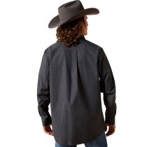 Men’s clothing from Ariat and Cinch – jeans, shirts, outerwear, and casual styles from Tack Room Inc.