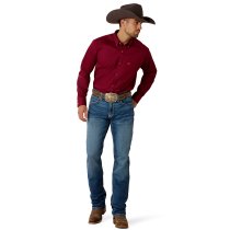 Men’s clothing from Ariat and Cinch – jeans, shirts, outerwear, and casual styles from Tack Room Inc.