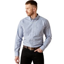Men’s clothing from Ariat and Cinch – jeans, shirts, outerwear, and casual styles from Tack Room Inc.