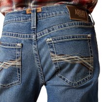 Men’s clothing from Ariat and Cinch – jeans, shirts, outerwear, and casual styles from Tack Room Inc.