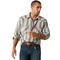 Men’s clothing from Ariat and Cinch – jeans, shirts, outerwear, and casual styles from Tack Room Inc.