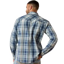 Men’s clothing from Ariat and Cinch – jeans, shirts, outerwear, and casual styles from Tack Room Inc.