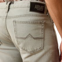 Men’s clothing from Ariat and Cinch – jeans, shirts, outerwear, and casual styles from Tack Room Inc.