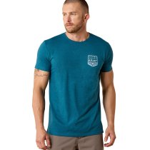 Men’s clothing from Ariat and Cinch – jeans, shirts, outerwear, and casual styles from Tack Room Inc.