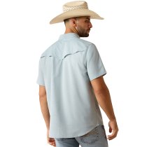 Men’s clothing from Ariat and Cinch – jeans, shirts, outerwear, and casual styles from Tack Room Inc.