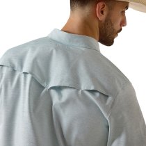 Men’s clothing from Ariat and Cinch – jeans, shirts, outerwear, and casual styles from Tack Room Inc.