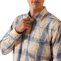 Men’s clothing from Ariat and Cinch – jeans, shirts, outerwear, and casual styles from Tack Room Inc.