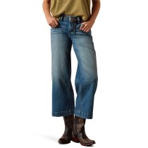Ariat Jasmine Wide Leg Crop Jeans in Perfect Rise