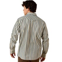 Men’s clothing from Ariat and Cinch – jeans, shirts, outerwear, and casual styles from Tack Room Inc.