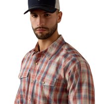 Men’s clothing from Ariat and Cinch – jeans, shirts, outerwear, and casual styles from Tack Room Inc.
