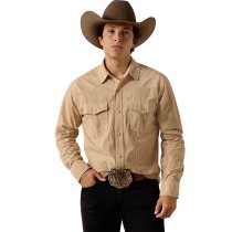 Men’s clothing from Ariat and Cinch – jeans, shirts, outerwear, and casual styles from Tack Room Inc.