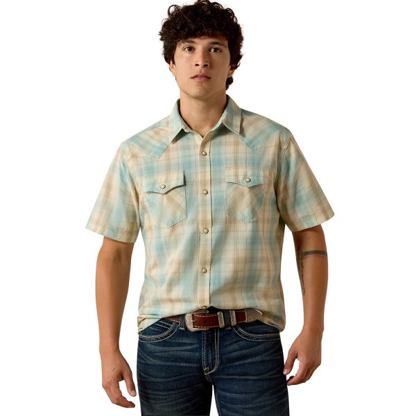 Men’s clothing from Ariat and Cinch – jeans, shirts, outerwear, and casual styles from Tack Room Inc.
