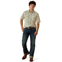 Men’s clothing from Ariat and Cinch – jeans, shirts, outerwear, and casual styles from Tack Room Inc.
