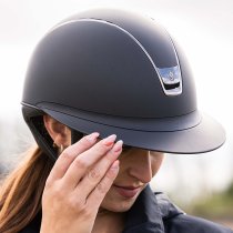 Samshield Miss Shield 2.0 Shadowmatt Riding Helmet – Matte Black with Black Chrome Trim