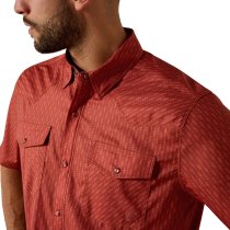 Men’s clothing from Ariat and Cinch – jeans, shirts, outerwear, and casual styles from Tack Room Inc.