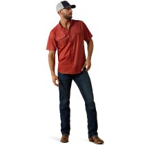 Men’s clothing from Ariat and Cinch – jeans, shirts, outerwear, and casual styles from Tack Room Inc.