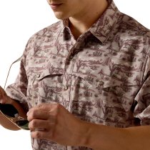 Men’s clothing from Ariat and Cinch – jeans, shirts, outerwear, and casual styles from Tack Room Inc.