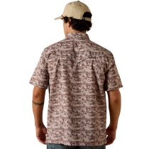 Men’s clothing from Ariat and Cinch – jeans, shirts, outerwear, and casual styles from Tack Room Inc.
