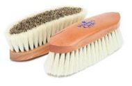 Winner's Circle Union/Tampico Medium Grooming Brush